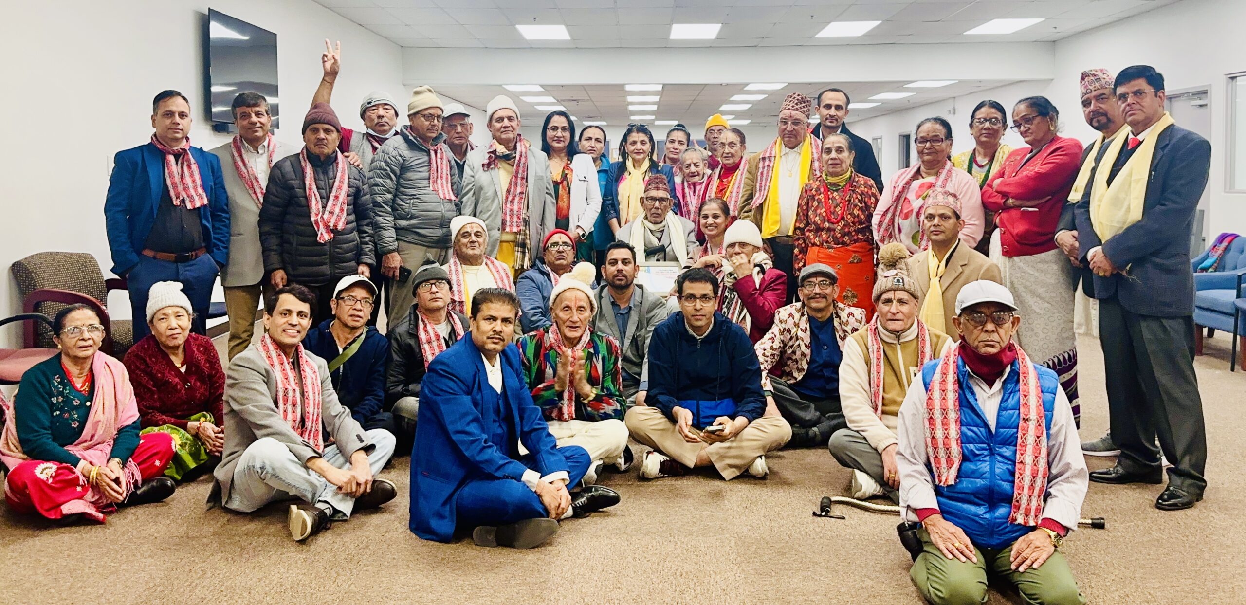 अग्रज पुस्ताका माझमा कविता ।