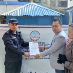 एनआरएनएद्वारा प्रहरीवृत्त दरबारमार्गलाई १० थान ब्यारिकेड सहयोग