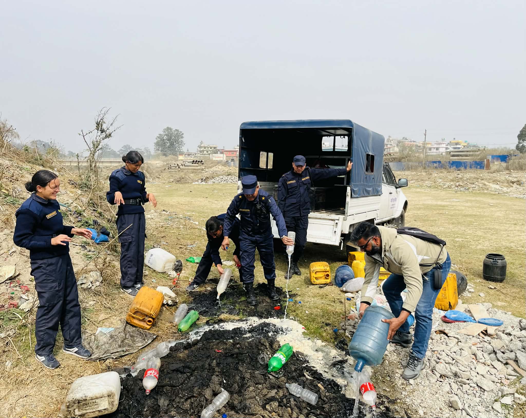 कीर्तिपुर प्रहरीद्वारा एक हजार पाँच सय लिटर अवैध जॉड–रक्सी नष्ट