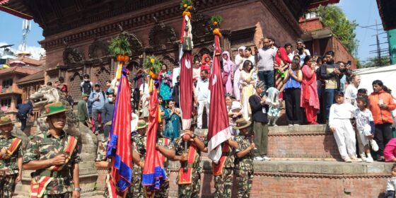 बसन्तपुरको दसैँघरमा भित्रियो फूलपाती